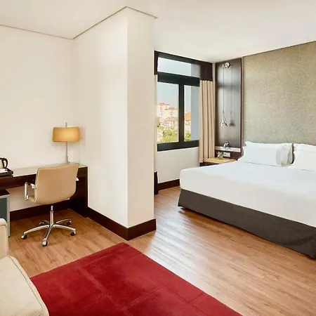Nh Avenida Jerez Hotell 4*