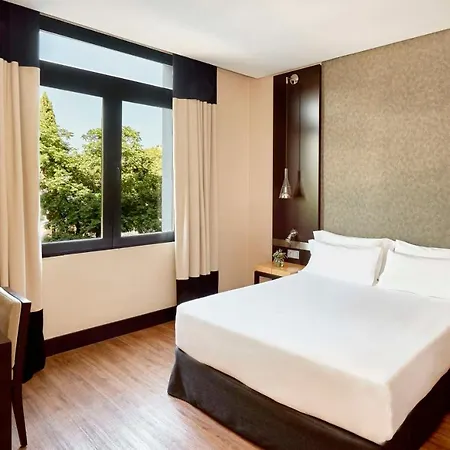 Hotell Nh Avenida Jerez 4*