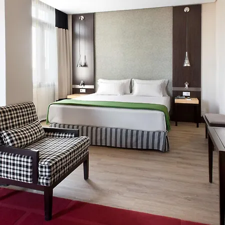 Nh Avenida Jerez 4*