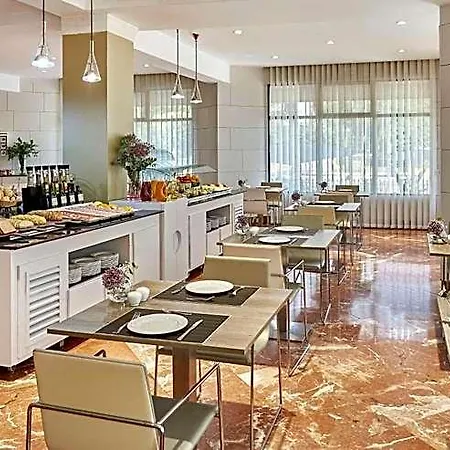 Otel Nh Avenida Jerez 4*