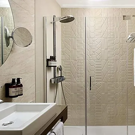 Nh Avenida Jerez Hotel 4*