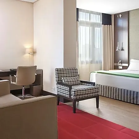 Nh Avenida Jerez 4*
