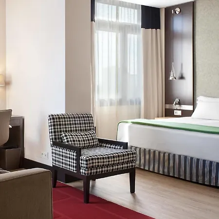 Hotell Nh Avenida Jerez 4*