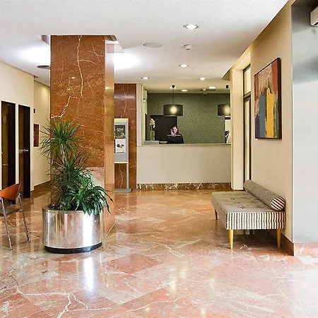 Nh Avenida Jerez Hotell 4*