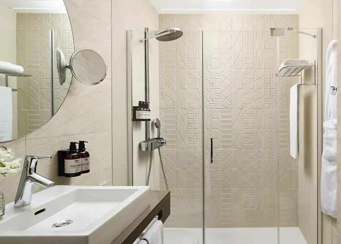 Hotel Nh Avenida Jerez 4*